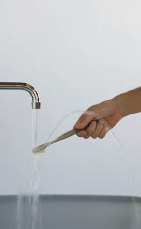 BRUSH_AND_RINSE  Stylehive BM 210226 from amronexperimental.com